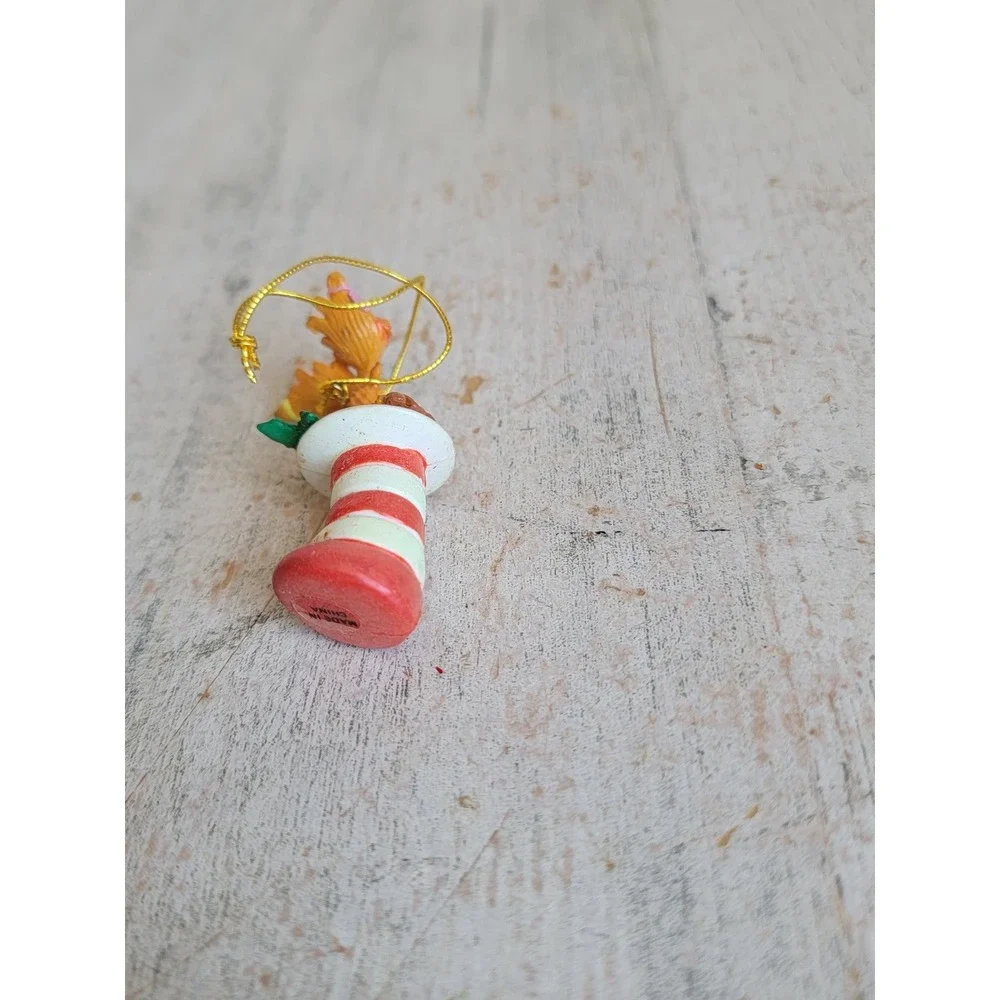 Vintage dr Seuss moose in hat mini ornament Xmas Mistletoe unique home